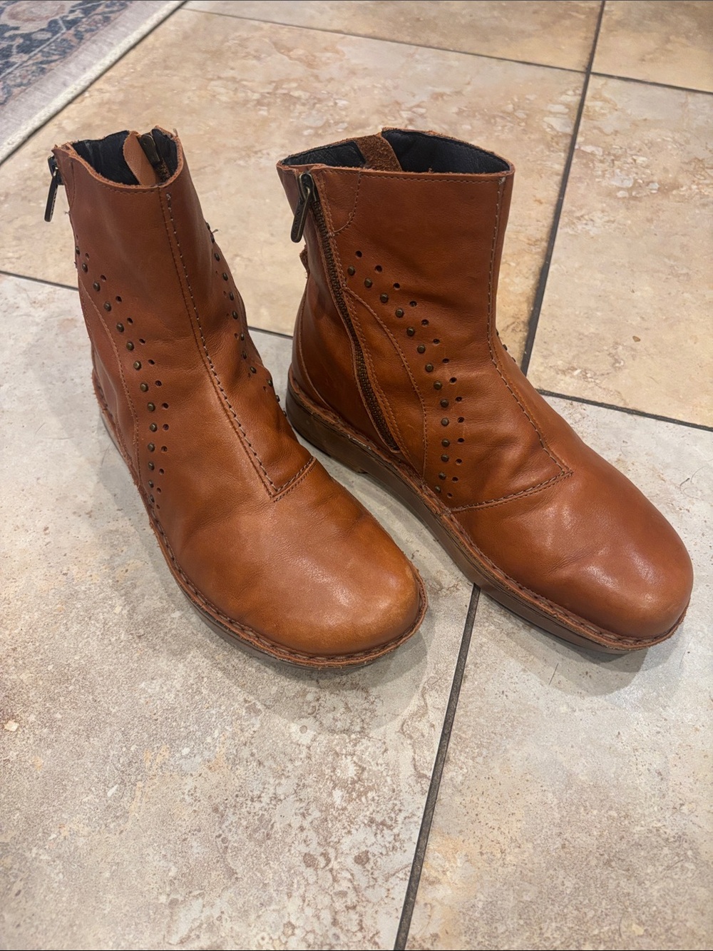 Naot Tan/Brown Leather Chukka Zip Boots size 37 chamel color - Picture 5 of 15